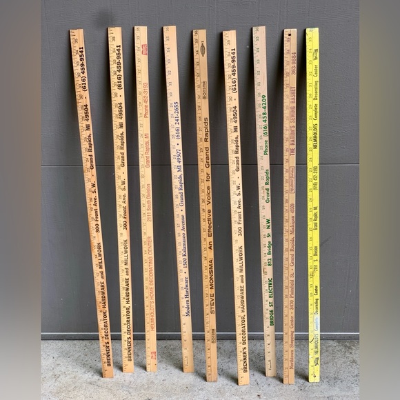 (Lot of 9) Vtg Grand Rapids Michigan Advertising Wooden Measuring Yardsticks - Picture 2 of 15